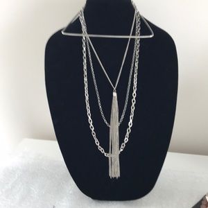 💜Silvertone Multi- chain Necklace